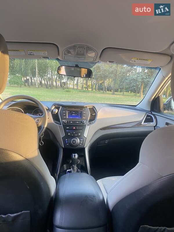 Позашляховик / Кросовер Hyundai Santa FE 2017 в Житомирі