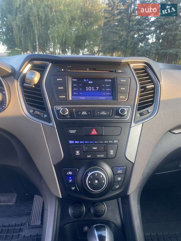 Позашляховик / Кросовер Hyundai Santa FE 2017 в Житомирі