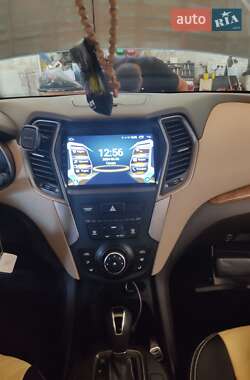 Внедорожник / Кроссовер Hyundai Santa FE 2013 в Броварах