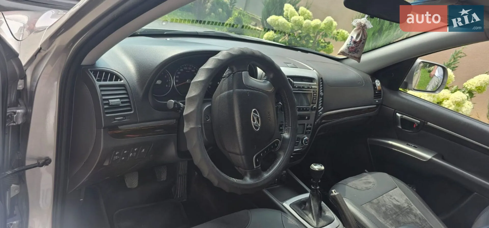 2010 Hyundai Santa Fe - мініатюра 2
