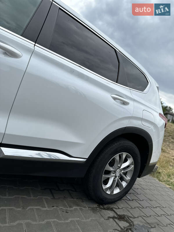 Позашляховик / Кросовер Hyundai Santa FE 2020 в Кам'янському