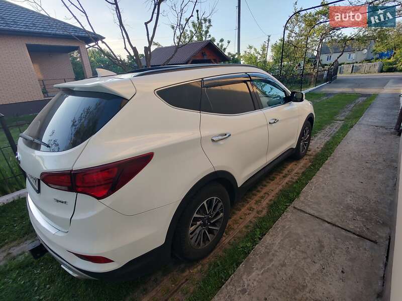 Минивэн Hyundai Santa FE 2016 в Луцке фото 10 Минивэн Hyundai Santa FE 2016 в Луцке