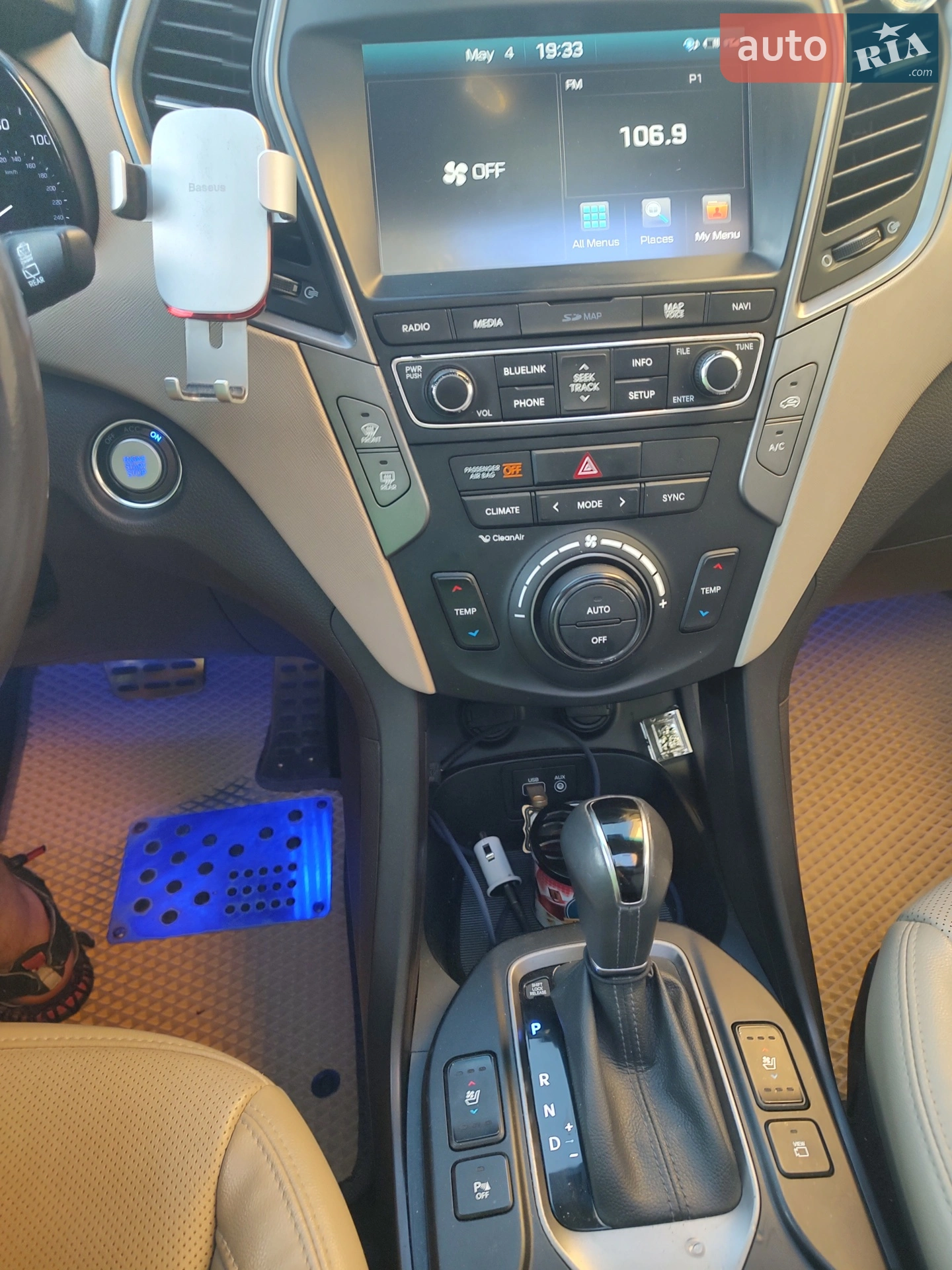 2016 Hyundai Santa Fe - мініатюра 18