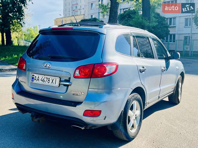 Внедорожник / Кроссовер Hyundai Santa FE 2008 в Киеве