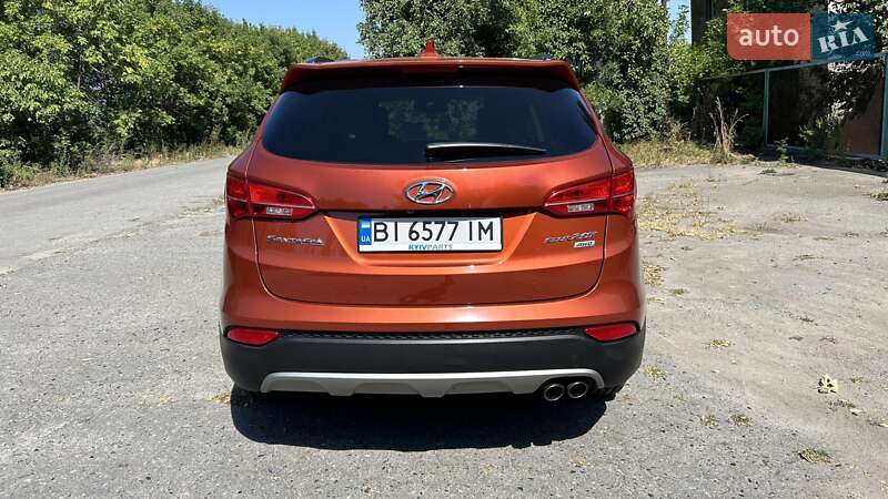 Внедорожник / Кроссовер Hyundai Santa FE 2014 в Хороле