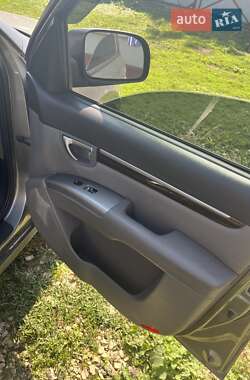 Внедорожник / Кроссовер Hyundai Santa FE 2011 в 