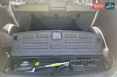 Внедорожник / Кроссовер Hyundai Santa FE 2011 в 
