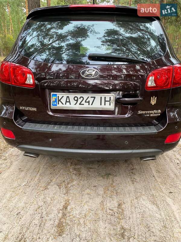 Позашляховик / Кросовер Hyundai Santa FE 2008 в Броварах