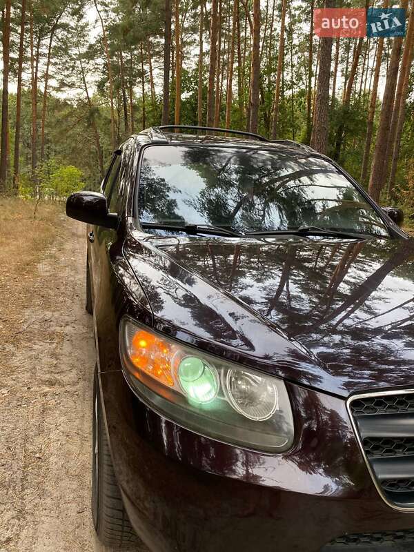 Позашляховик / Кросовер Hyundai Santa FE 2008 в Броварах