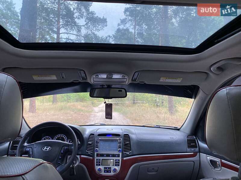 Позашляховик / Кросовер Hyundai Santa FE 2008 в Броварах