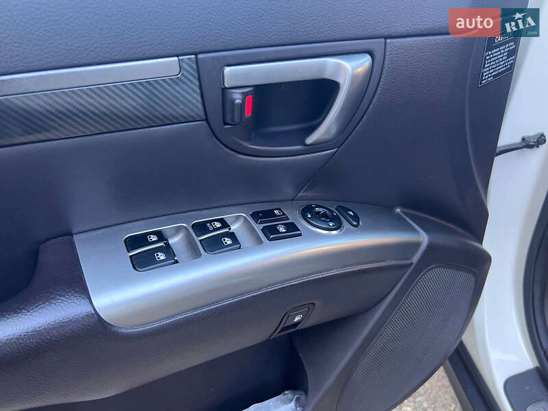 Позашляховик / Кросовер Hyundai Santa FE 2010 в Бориславі фото 13 Позашляховик / Кросовер Hyundai Santa FE 2010 в Бориславі