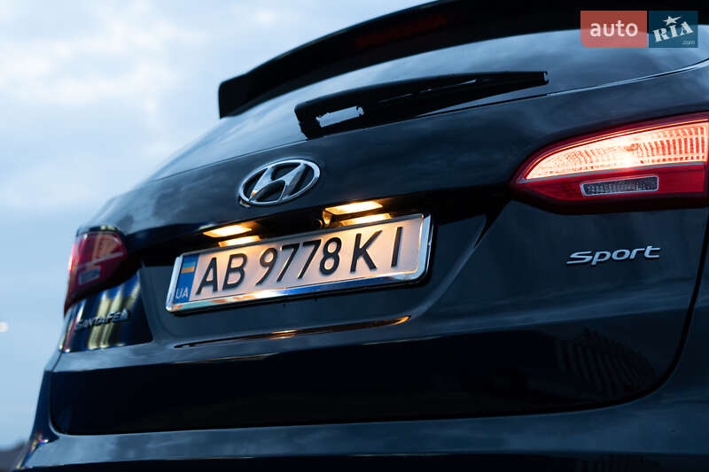 Позашляховик / Кросовер Hyundai Santa FE 2012 в Вінниці