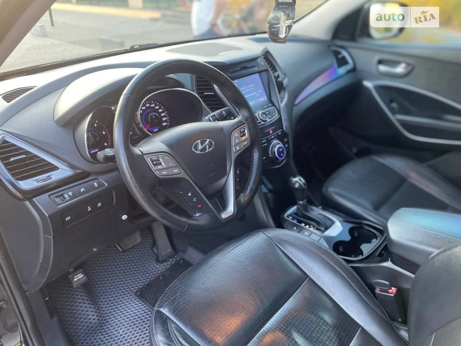 2012 Hyundai Santa Fe - мініатюра 29