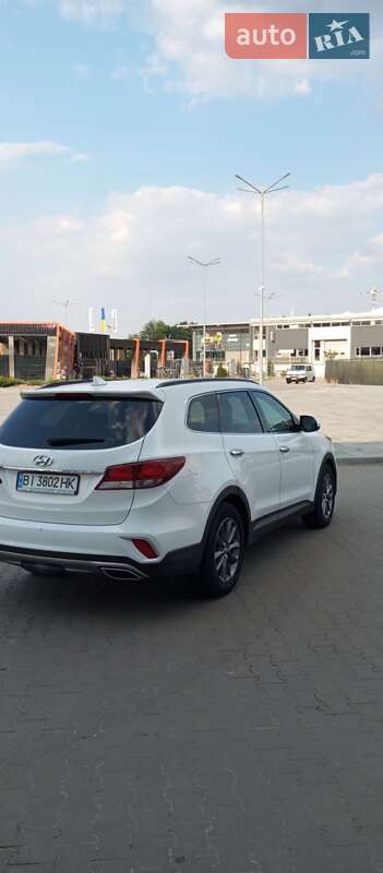 Позашляховик / Кросовер Hyundai Santa FE 2016 в Харкові