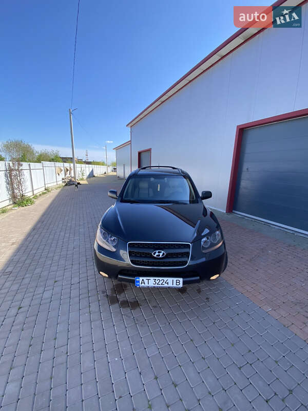 Позашляховик / Кросовер Hyundai Santa FE 2007 в Чернівцях