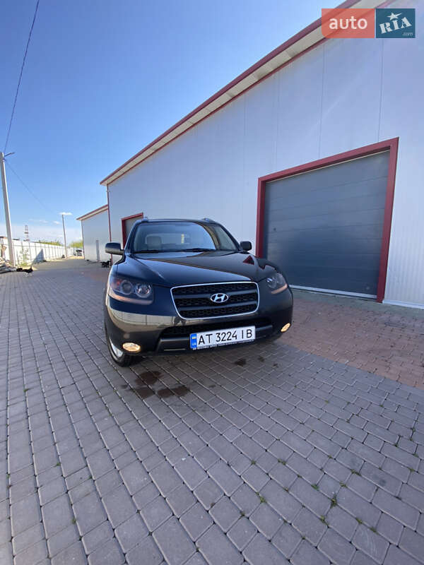 Позашляховик / Кросовер Hyundai Santa FE 2007 в Чернівцях