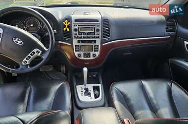 Позашляховик / Кросовер Hyundai Santa FE 2007 в 