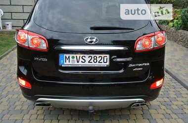 Позашляховик / Кросовер Hyundai Santa FE 2012 в Чернівцях