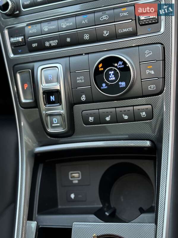 Внедорожник / Кроссовер Hyundai Santa FE 2022 в Харькове