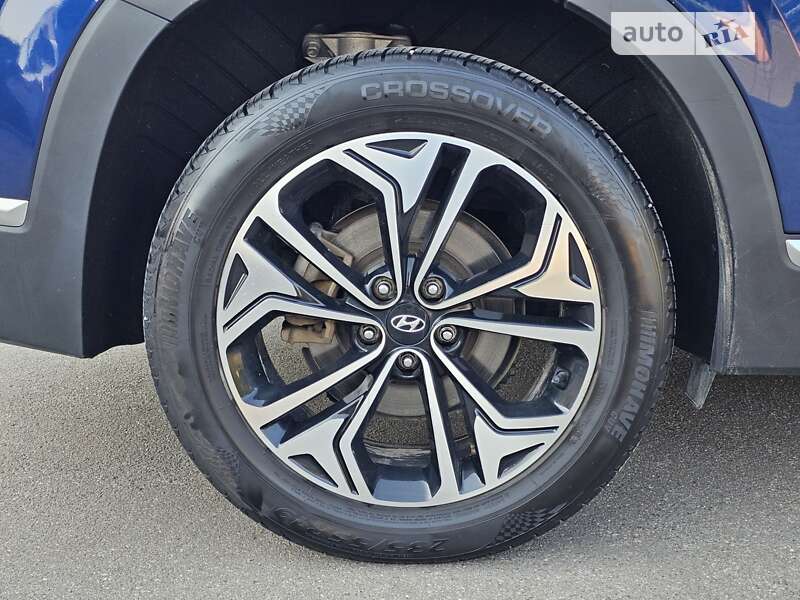 Внедорожник / Кроссовер Hyundai Santa FE 2020 в Тернополе