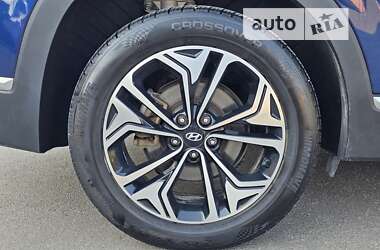Внедорожник / Кроссовер Hyundai Santa FE 2020 в 
