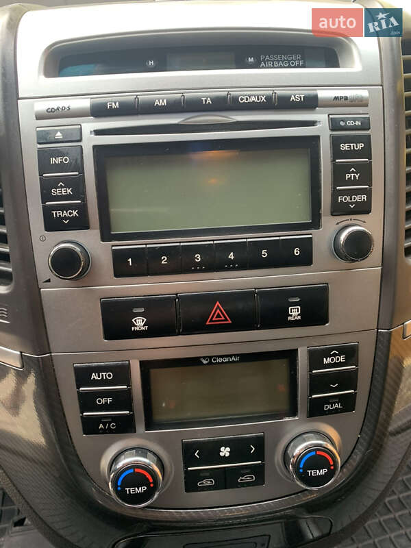 Позашляховик / Кросовер Hyundai Santa FE 2010 в Снятині