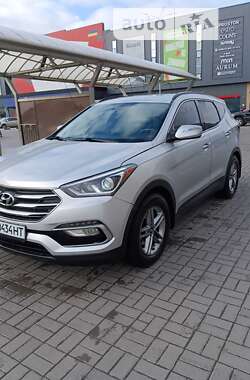 Внедорожник / Кроссовер Hyundai Santa FE 2018 в Ивано-Франковске