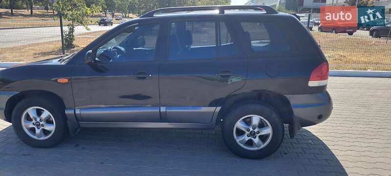 Внедорожник / Кроссовер Hyundai Santa FE 2005 в Киеве