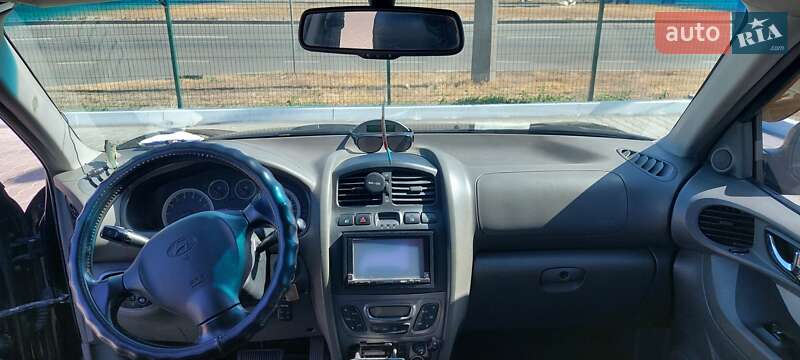 Внедорожник / Кроссовер Hyundai Santa FE 2005 в Киеве