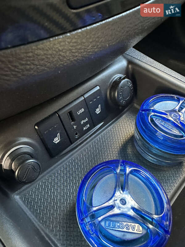 Позашляховик / Кросовер Hyundai Santa FE 2012 в Дніпрі