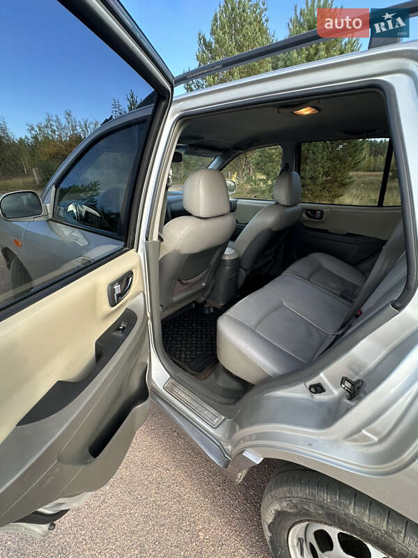 Внедорожник / Кроссовер Hyundai Santa FE 2005 в Лугинах фото 8 Внедорожник / Кроссовер Hyundai Santa FE 2005 в Лугинах