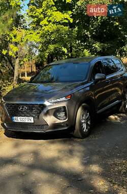 Внедорожник / Кроссовер Hyundai Santa FE 2019 в Днепре