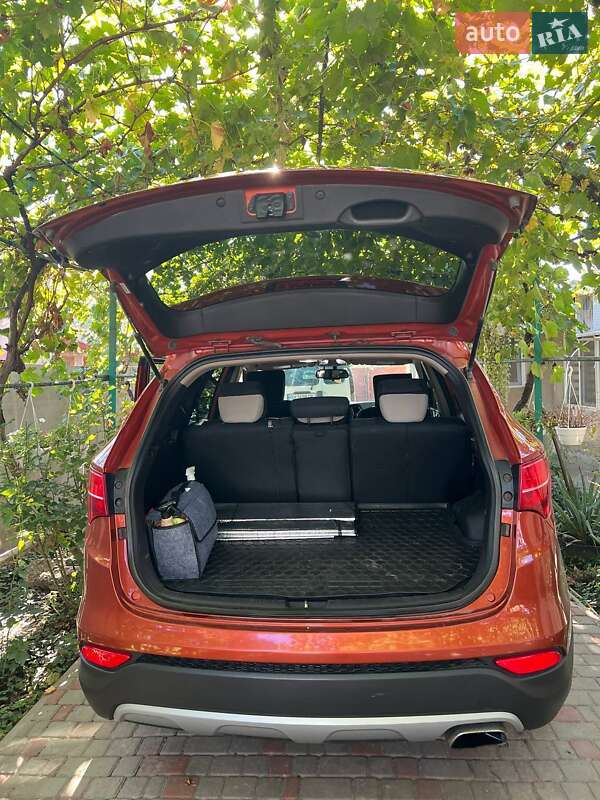 Позашляховик / Кросовер Hyundai Santa FE 2012 в Одесі