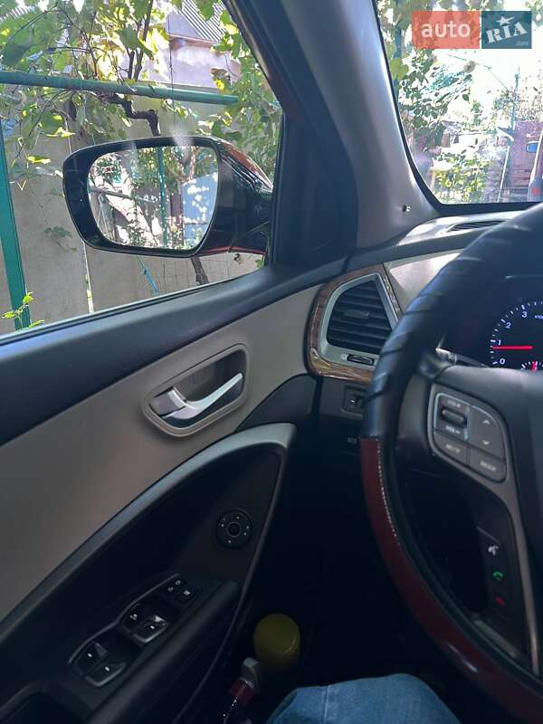 Позашляховик / Кросовер Hyundai Santa FE 2012 в Одесі