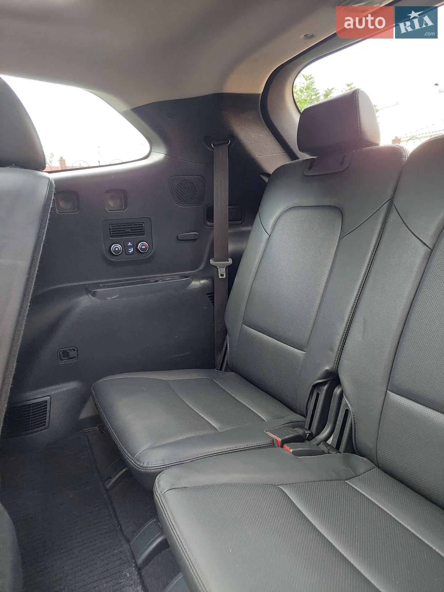 2016 Hyundai Santa Fe - мініатюра 21
