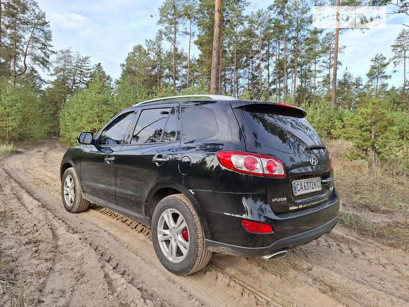 Внедорожник / Кроссовер Hyundai Santa FE 2011 в Черкассах