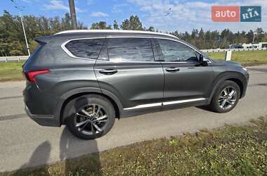 Внедорожник / Кроссовер Hyundai Santa FE 2018 в 