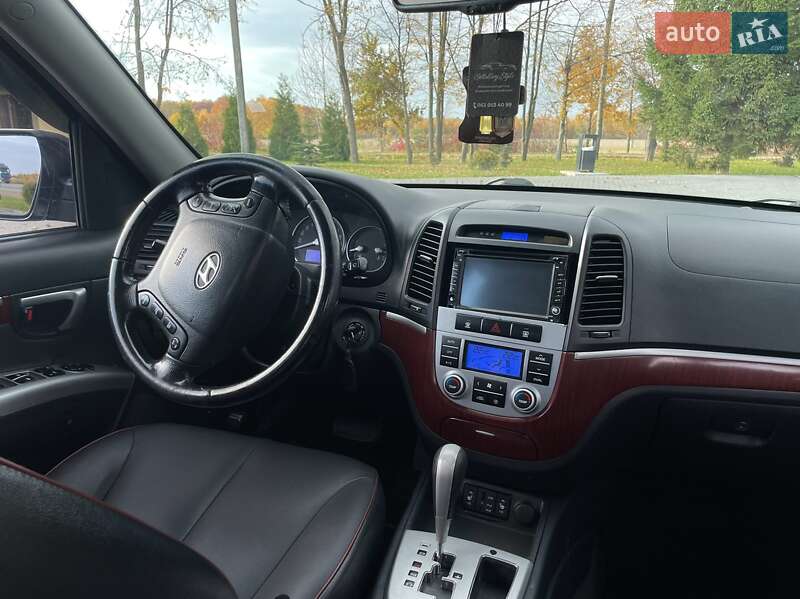 Внедорожник / Кроссовер Hyundai Santa FE 2009 в Ивано-Франковске