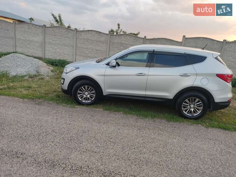 Позашляховик / Кросовер Hyundai Santa FE 2013 в Запоріжжі