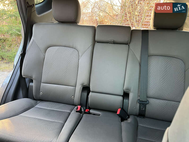 Внедорожник / Кроссовер Hyundai Santa FE 2017 в Борисполе