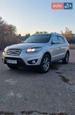 Внедорожник / Кроссовер Hyundai Santa FE 2010 в Обухове