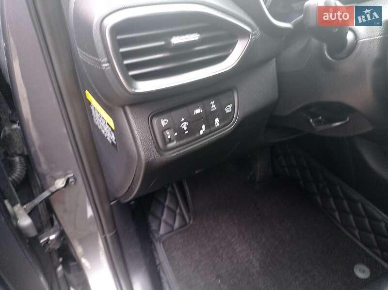 Внедорожник / Кроссовер Hyundai Santa FE 2019 в Бережанах фото 29 Внедорожник / Кроссовер Hyundai Santa FE 2019 в Бережанах