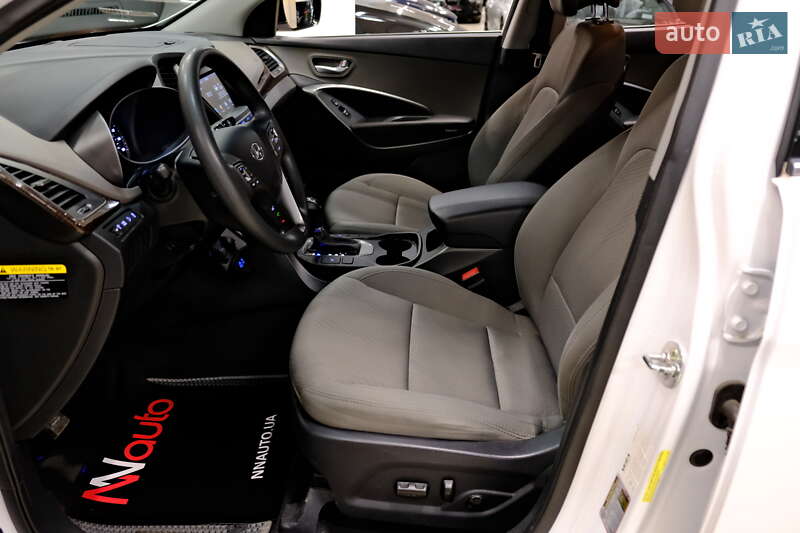 Внедорожник / Кроссовер Hyundai Santa FE 2019 в Одессе