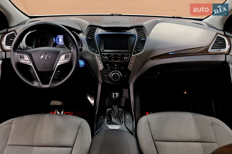 Внедорожник / Кроссовер Hyundai Santa FE 2019 в Одессе