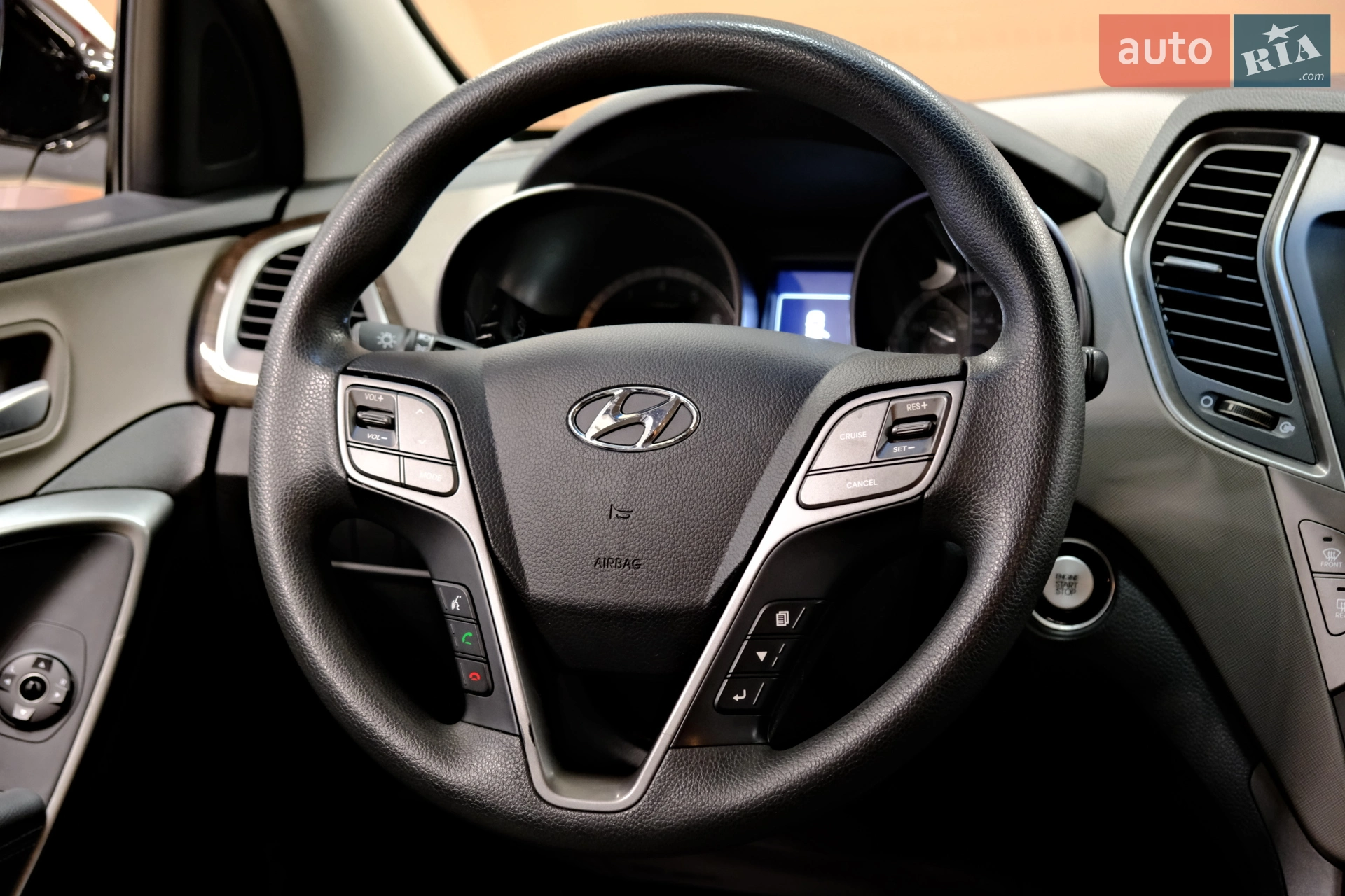 2019 Hyundai Santa Fe - мініатюра 43