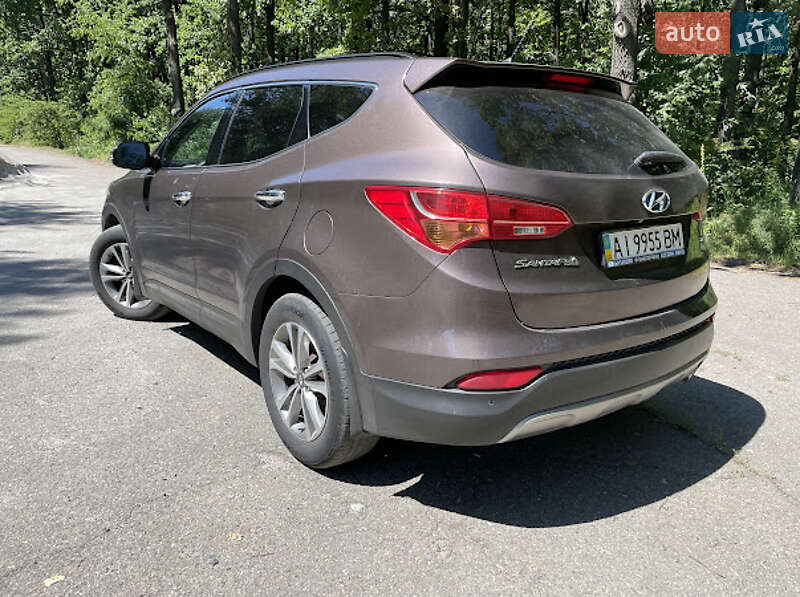 Позашляховик / Кросовер Hyundai Santa FE 2015 в Тетієві