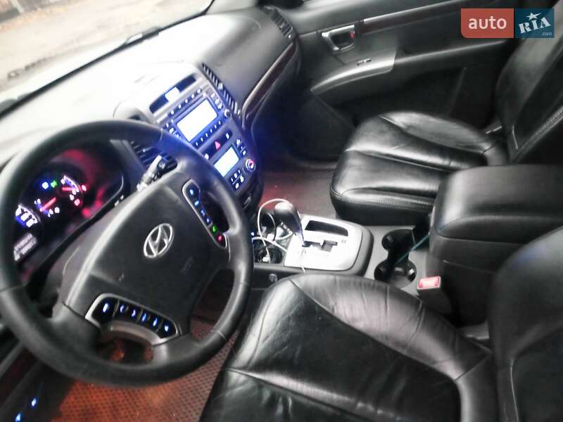 Позашляховик / Кросовер Hyundai Santa FE 2010 в Києві