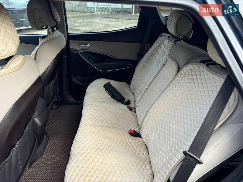 Внедорожник / Кроссовер Hyundai Santa FE 2017 в Кицмани фото 14 Внедорожник / Кроссовер Hyundai Santa FE 2017 в Кицмани
