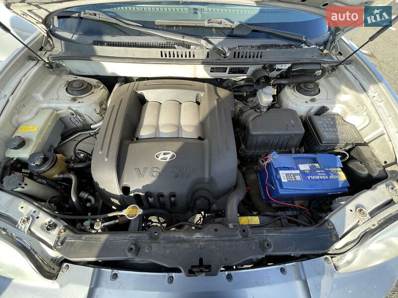 Позашляховик / Кросовер Hyundai Santa FE 2002 в Києві