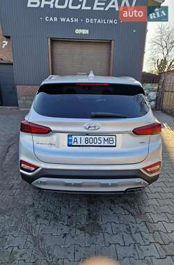 Внедорожник / Кроссовер Hyundai Santa FE 2019 в 